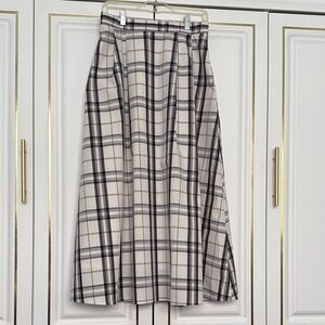 Plaid A-Line Skirt - Black and White